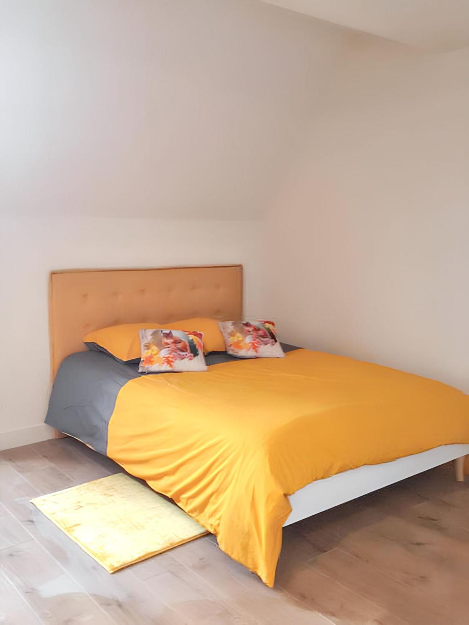 Charmant Studio A Abondant Avec Terrasse Ensoleillee 30 M² エクステリア 写真
